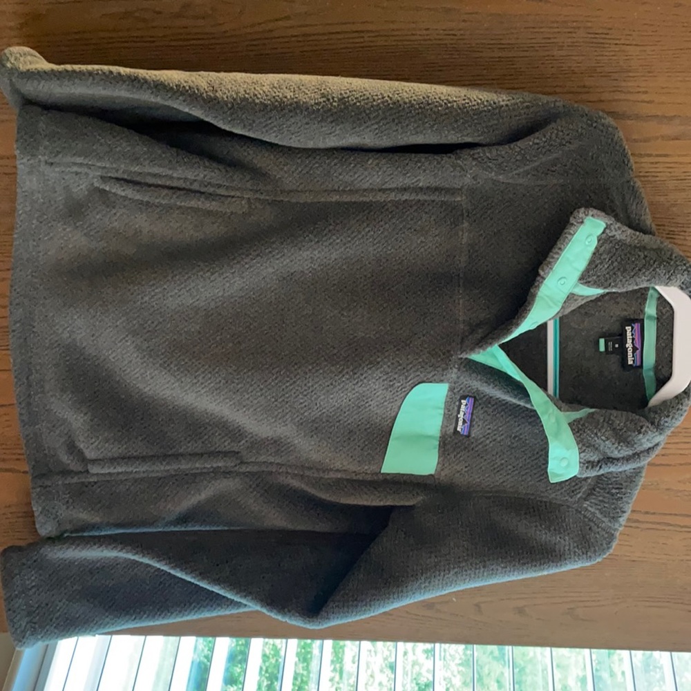 Women’s quarter button up